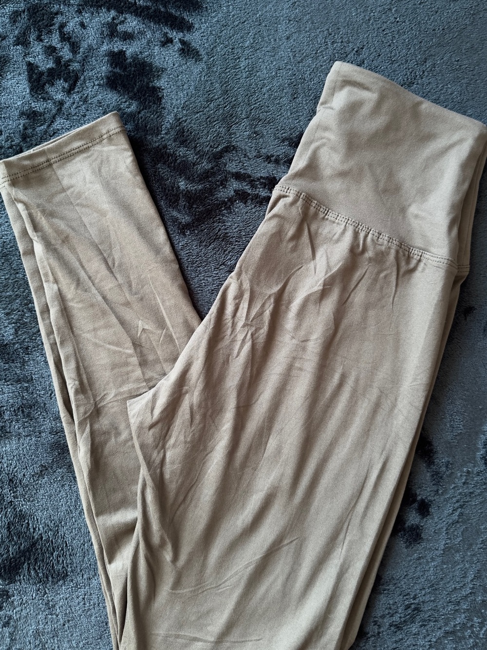 High-Waist Leggings in Taupe